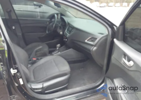 2018 Hyundai Accent Se z USA, uszkodzony, nr VIN 3KPC24A34JE010854